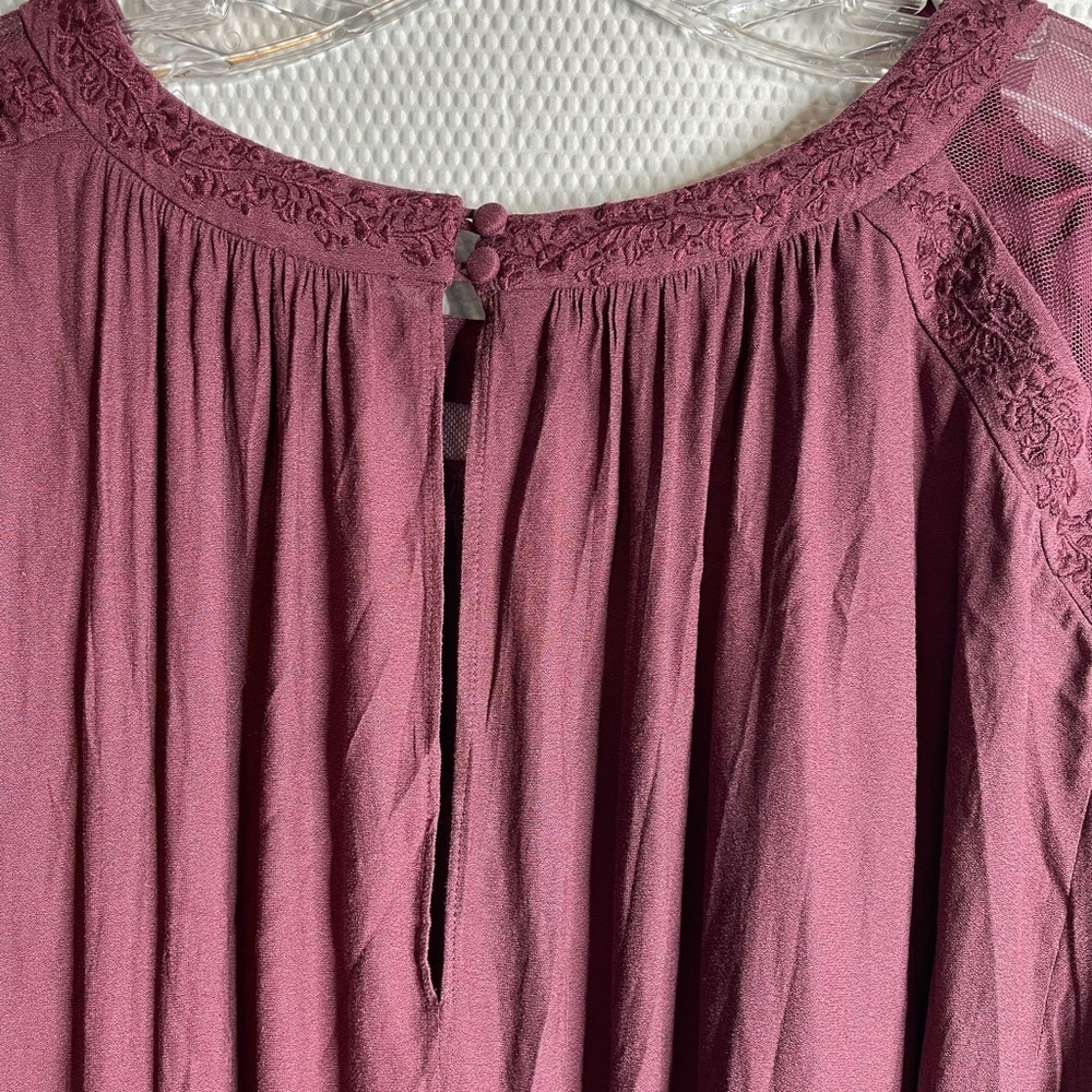 Free People plum colored size S oversized floral embroidered and mesh blouse - Picture 8 of 10